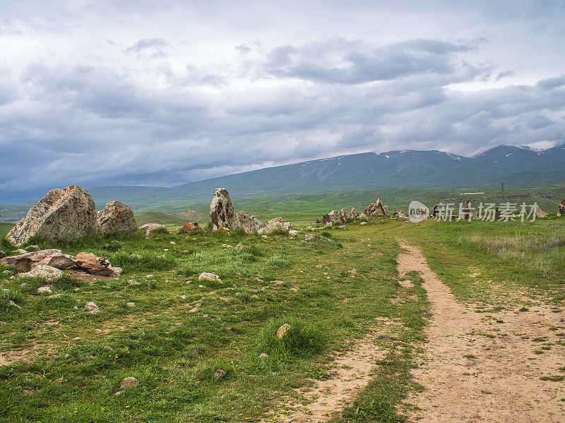 古代观测站Zorats Karer, Karahunj，著名的亚美尼亚巨石阵，在亚美尼亚的西斯兰